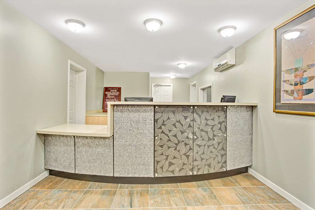 Red Roof Inn Fredericksburg North Εσωτερικό φωτογραφία