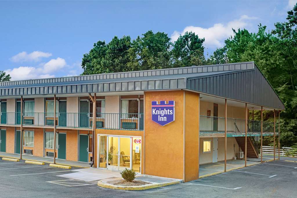 Red Roof Inn Fredericksburg North Εξωτερικό φωτογραφία