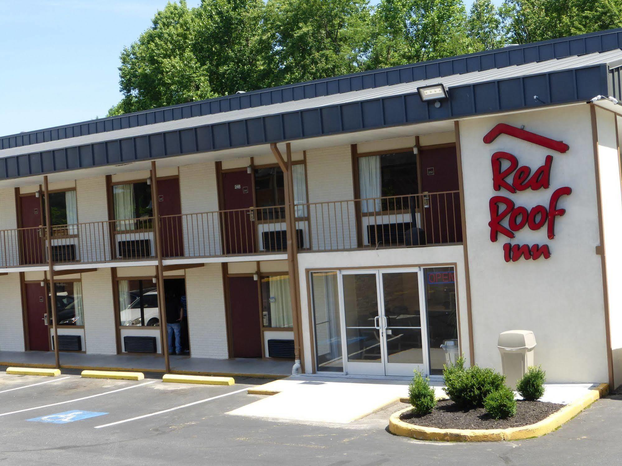 Red Roof Inn Fredericksburg North Εξωτερικό φωτογραφία
